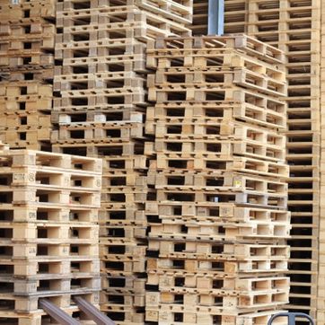 Koop en verkoop uw pallets bij Meiland pallets in Hillegom