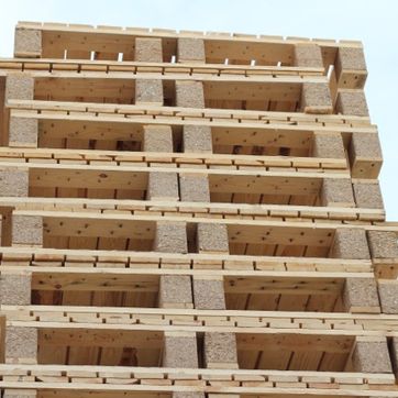 Koop en verkoop uw pallets bij Meiland pallets in Hillegom